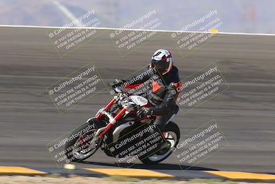 media/Nov-06-2023-Moto Forza (Mon) [[ce023d0744]]/4-Beginner Group/Session 2 (Bowl Tight Speed)/